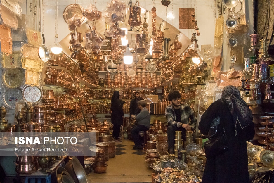 وکیل رنگارنگ شیراز