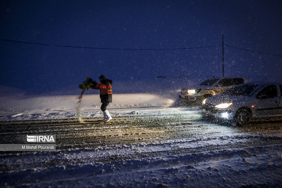 بارش برف در جاده چالوس