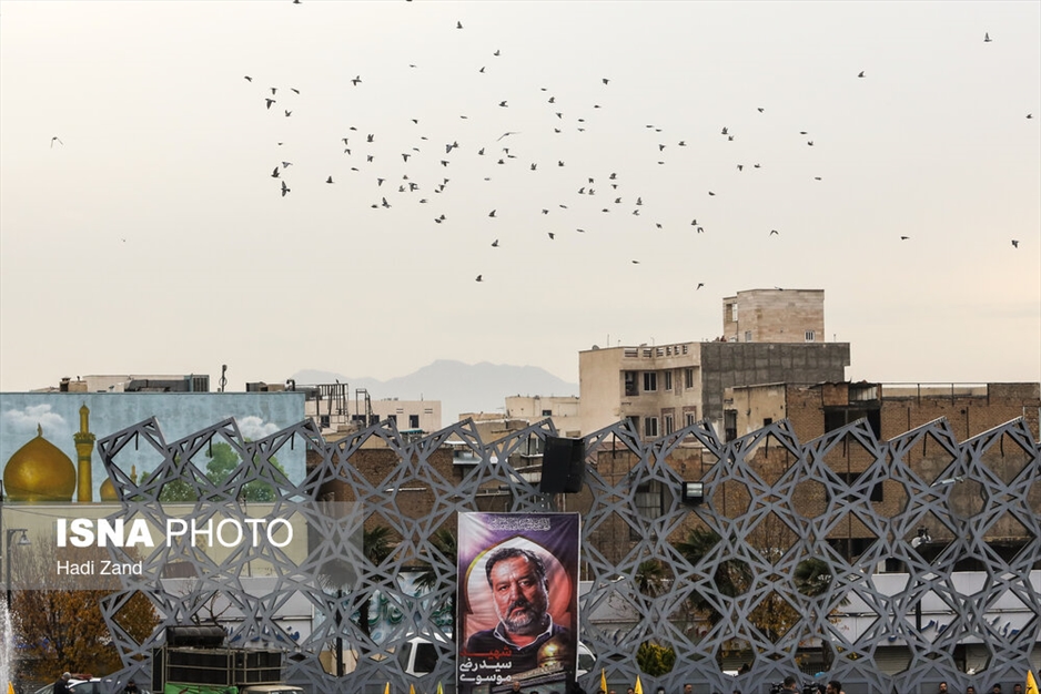 تشییع پیکر شهید سیدرضی موسوی در میدان امام حسین علیه‌السلام