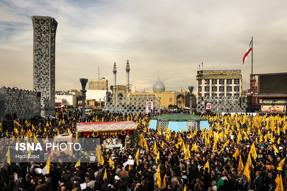 تشییع پیکر شهید سیدرضی موسوی در میدان امام حسین علیه‌السلام