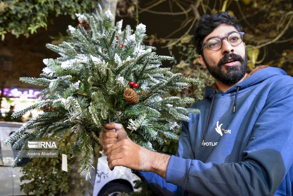 در آستانه سال نو میلادی