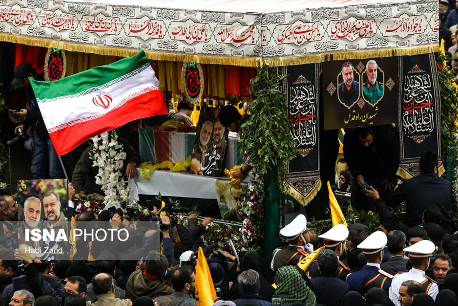 تشییع پیکر شهید سیدرضی موسوی در میدان امام حسین علیه‌السلام