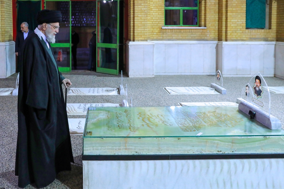 حضور در مرقد مطهر امام راحل و گلزار شهدای بهشت زهرا