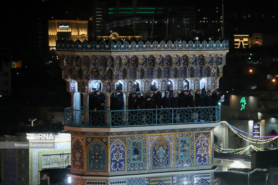 طنین نوای الله اکبر از گلدسته های حرم رضوی