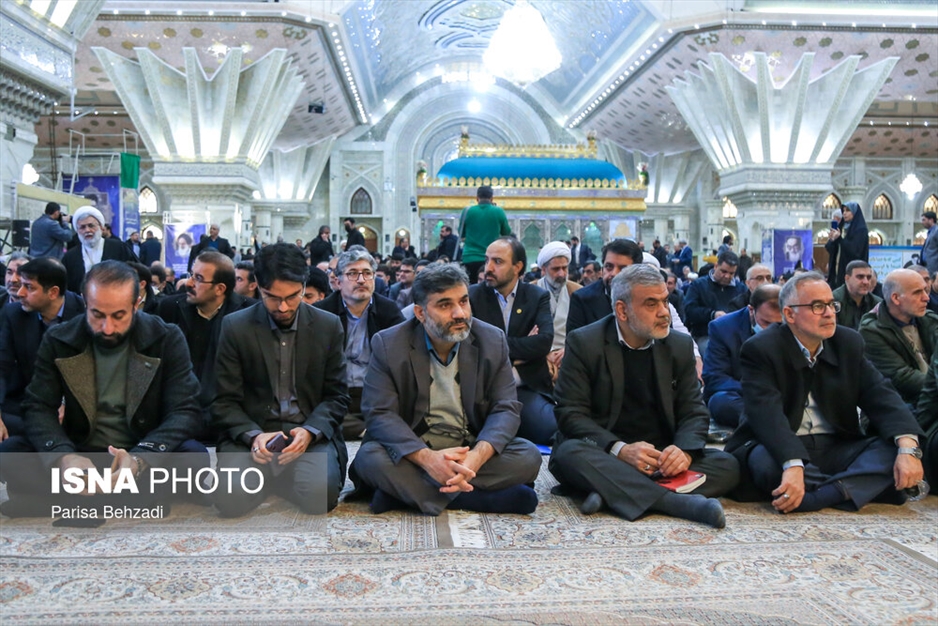 مراسم تجدید میثاق دانشگاهیان با امام راحل