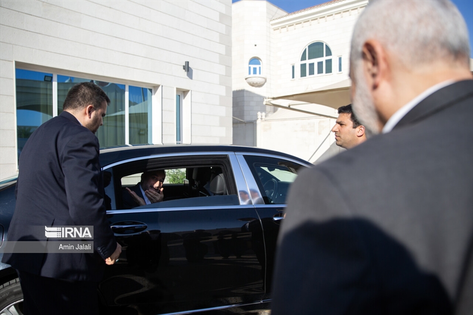 دیدار وزیر امور خارجه با امیر قطر