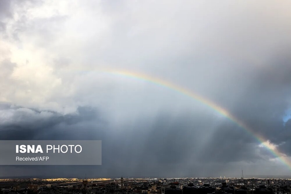 هوای سرد و بارانی غزه جنگ زده