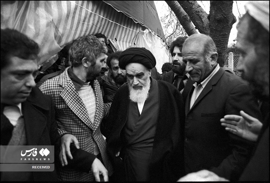 حضرت آیت الله العظمی سید روح الله الموسوی الخمینی(ره)