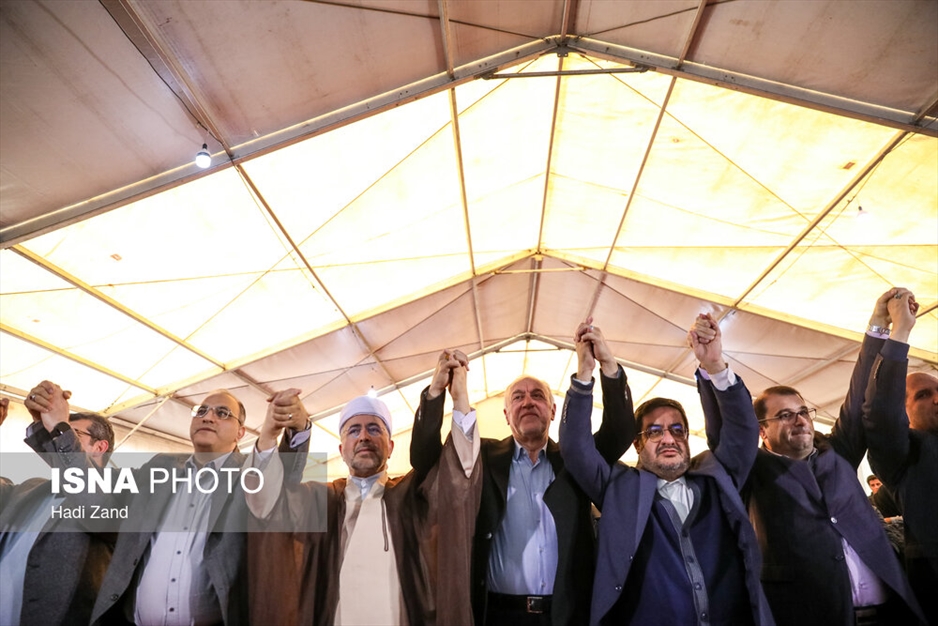 عطرافشانی و گلباران مزار شهدای ادیان توحیدی