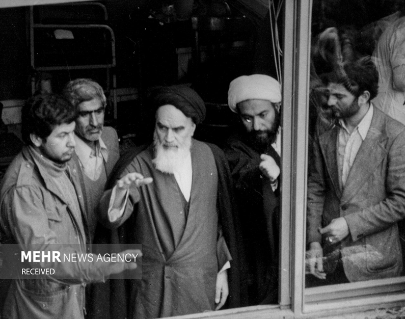 خمینیِ بت شکن