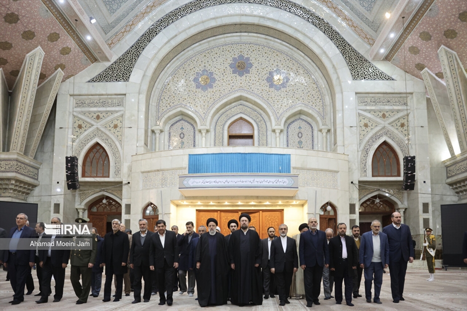 تجدید میثاق اعضای هیات دولت با امام راحل (ره)