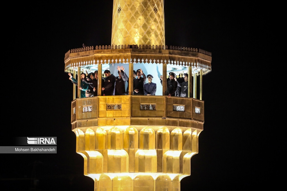 طنین نوای الله اکبر از گلدسته های حرم رضوی