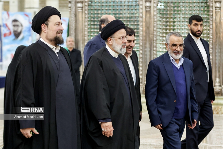 تجدید میثاق اعضای هیات دولت با امام راحل (ره)