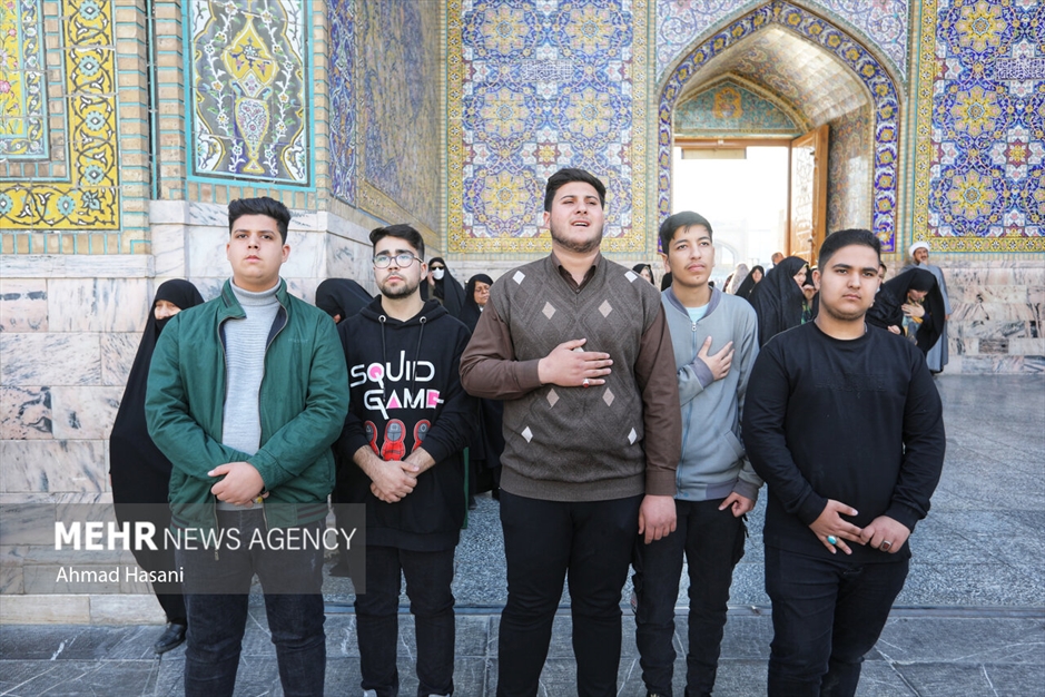 حرم مطهر رضوی در روز میلاد قمر بنی‌هاشم (ع)