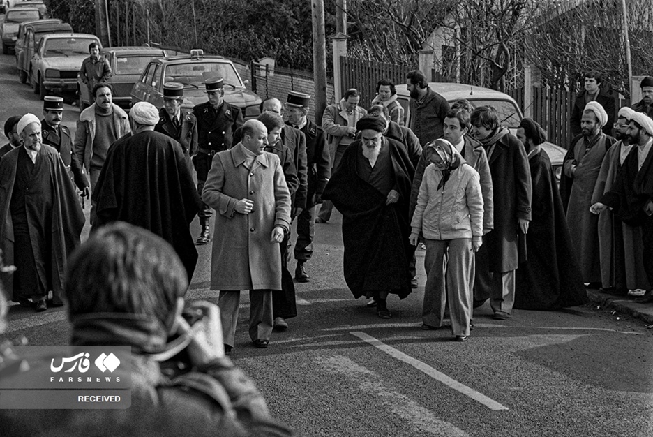 حضرت آیت الله العظمی سید روح الله الموسوی الخمینی(ره)