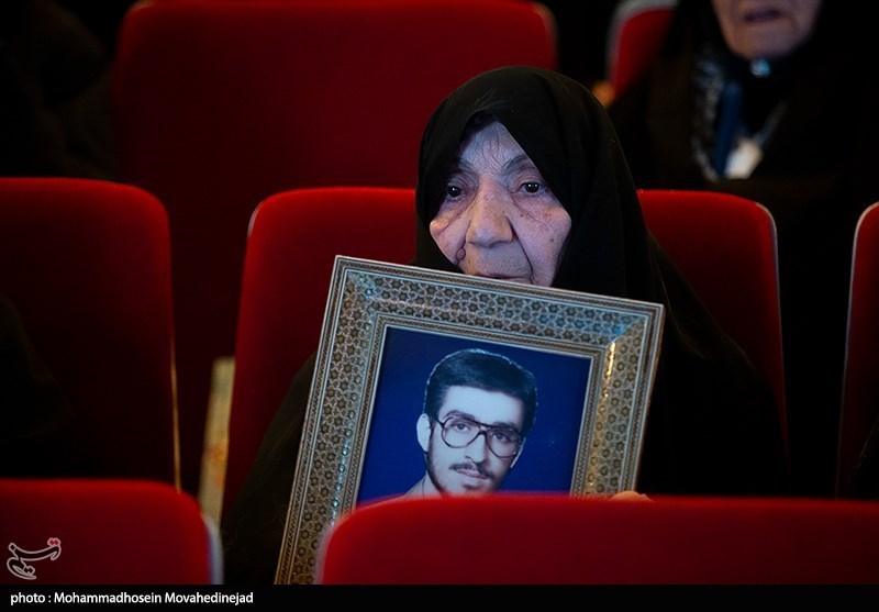 یادواره شهدای بچه محله های آقا