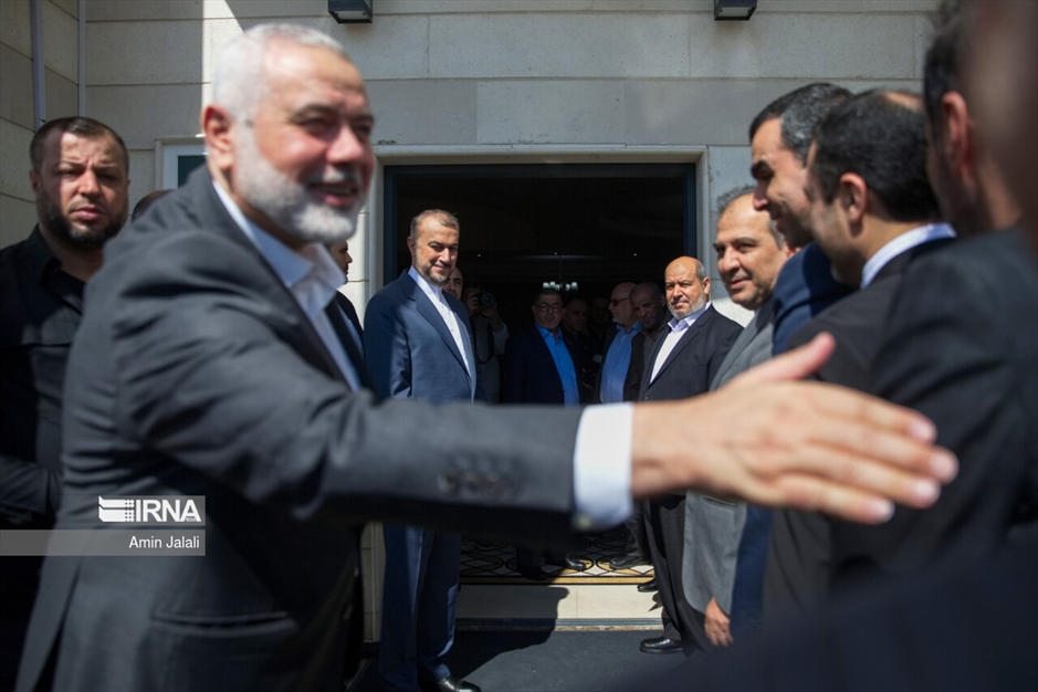 دیدار وزیر امور خارجه با امیر قطر