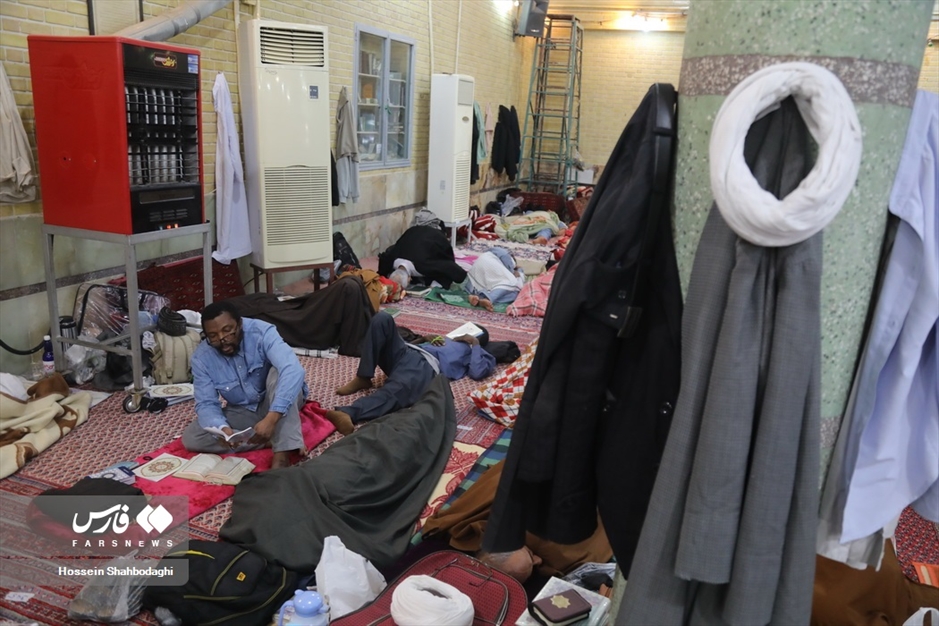 اعتکاف طلاب غیر ایرانی در قم