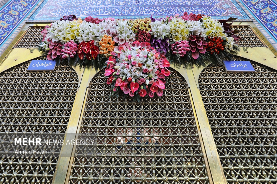 حرم مطهر رضوی در روز میلاد قمر بنی‌هاشم (ع)