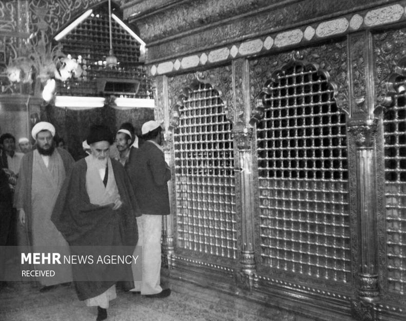 خمینیِ بت شکن