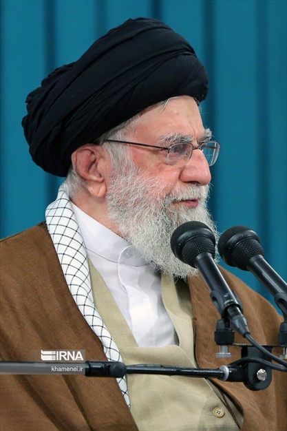 دیدار تولیدکنندگان و فعالان اقتصادی با رهبر انقلاب