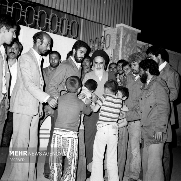 خمینیِ بت شکن