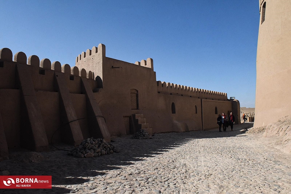 ارگ بم بزرگ‌ترین سازه خشتی جهان