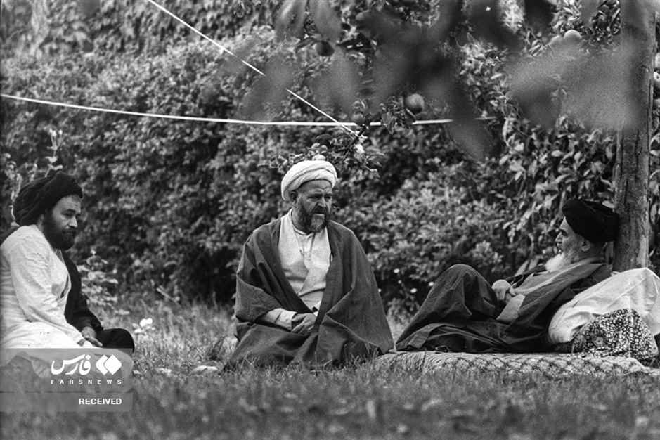 حضرت آیت الله العظمی سید روح الله الموسوی الخمینی(ره)