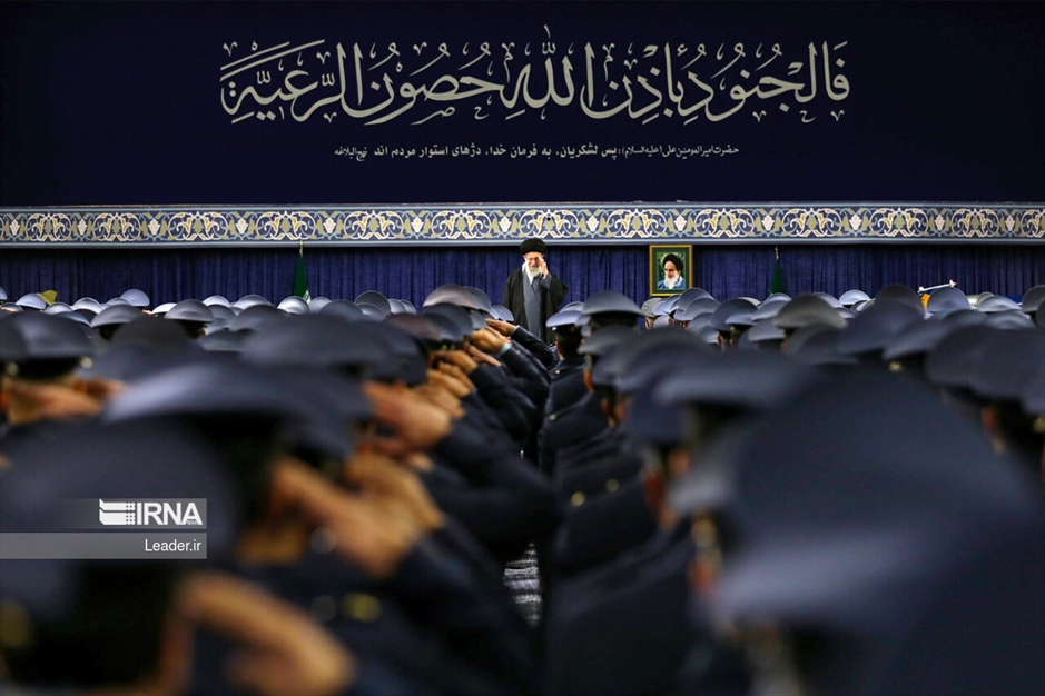 دیدار جمعی از فرماندهان نیروی هوایی ارتش با رهبر انقلاب