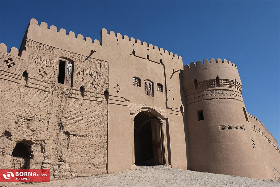 ارگ بم بزرگ‌ترین سازه خشتی جهان