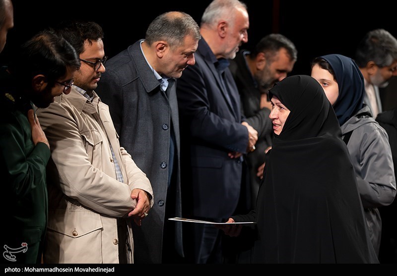 یادواره شهدای بچه محله های آقا