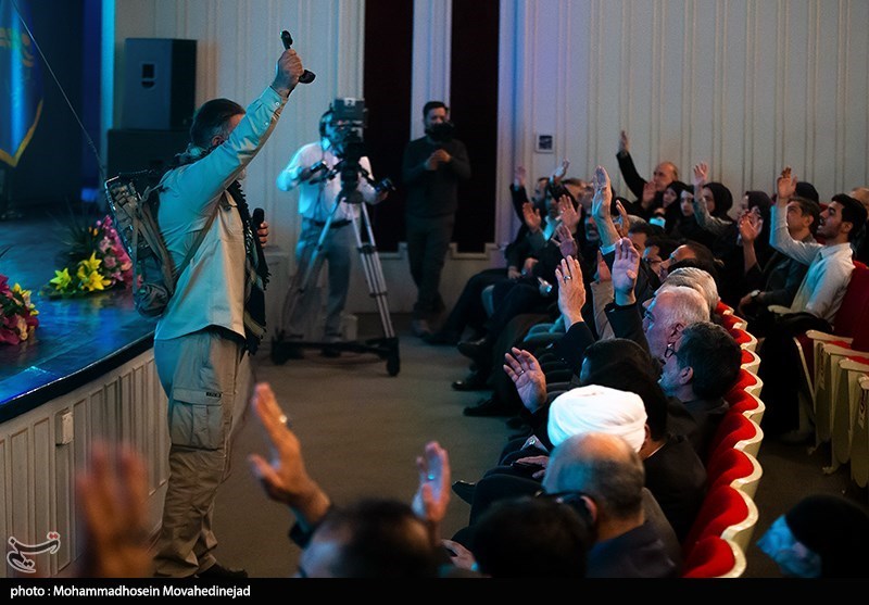 یادواره شهدای بچه محله های آقا