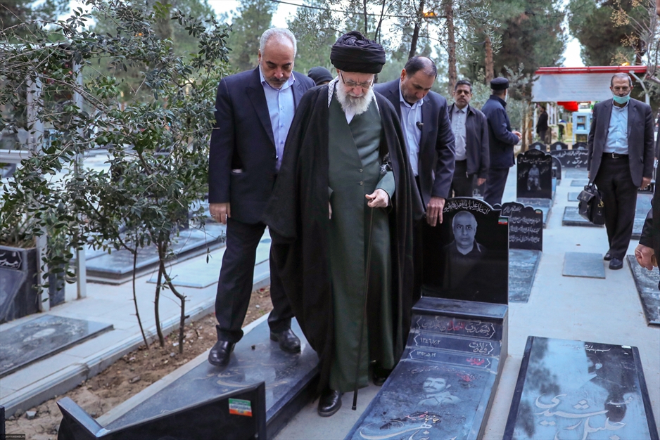 حضور در مرقد مطهر امام راحل و گلزار شهدای بهشت زهرا