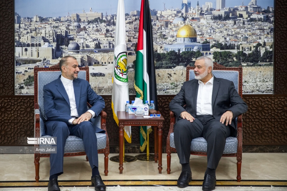 دیدار وزیر امور خارجه با امیر قطر