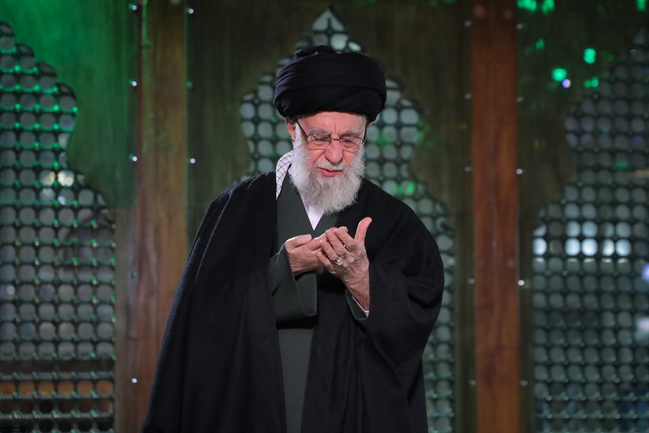 حضور در مرقد مطهر امام راحل و گلزار شهدای بهشت زهرا