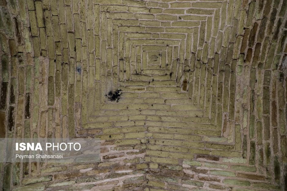 پل تاریخی خواجو، قربانی چهارشنبه‌سوری