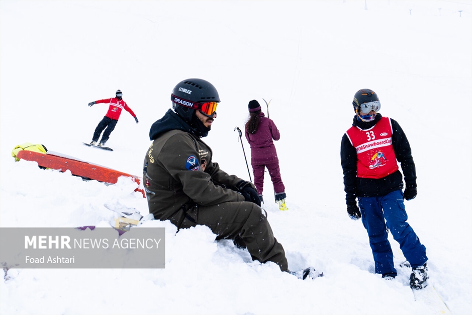 مسابقات اسکی اسنوبورد در پیست دیزین