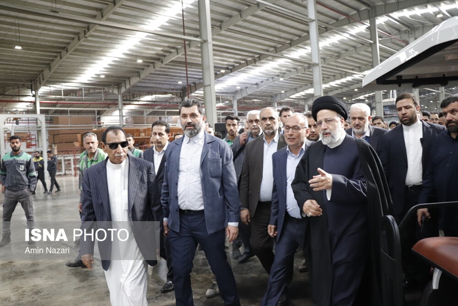 افتتاح پروژه تخته فشرده پاک چوب با حضور رئیس‌جمهور