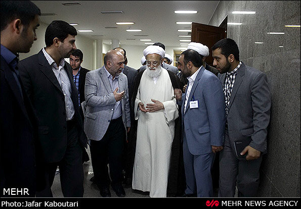 آیت الله امامی کاشانی