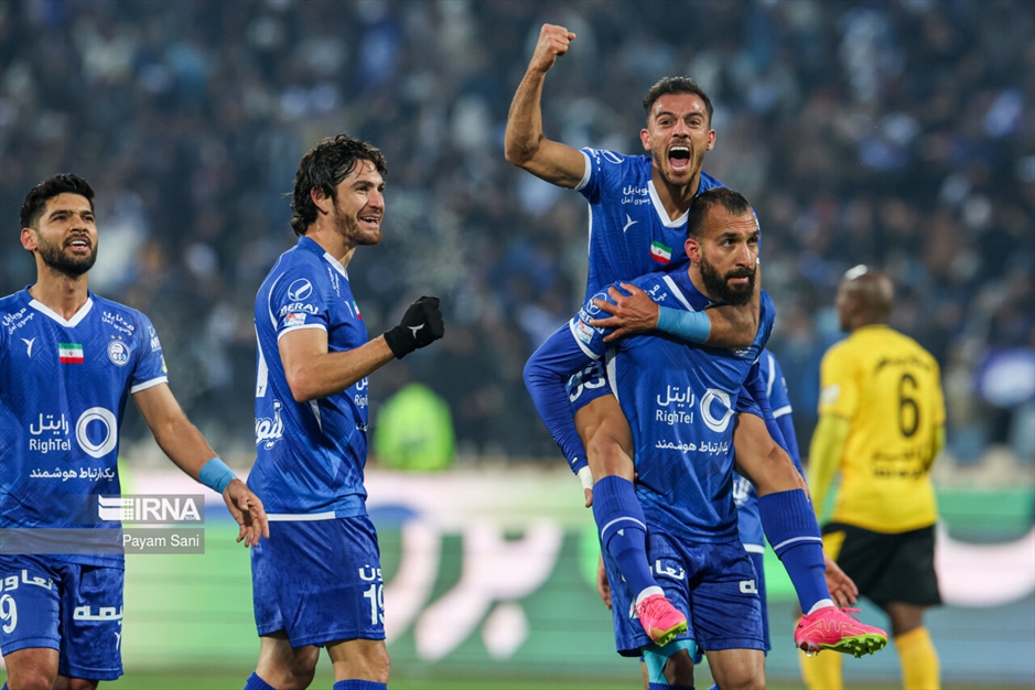 لیگ برتر فوتبال- استقلال و سپاهان