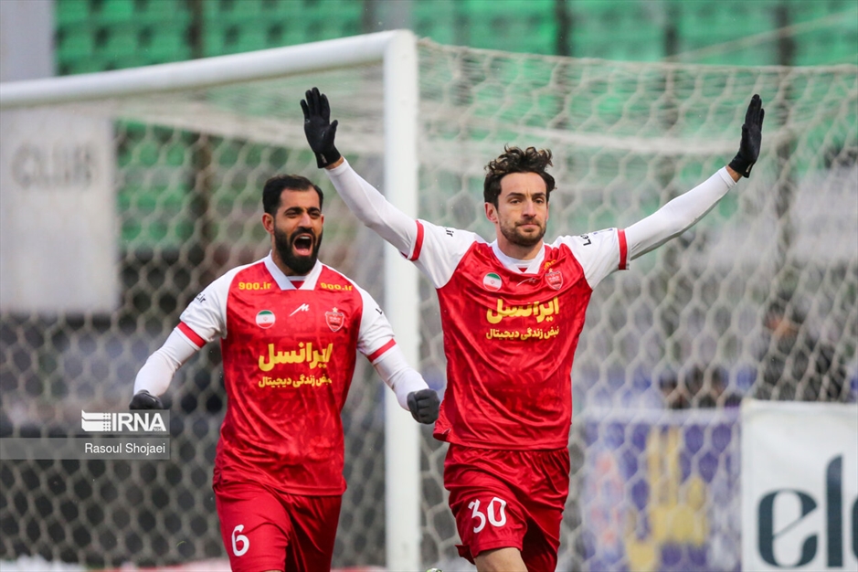 لیگ برتر فوتبال- ذوب آهن و پرسپولیس