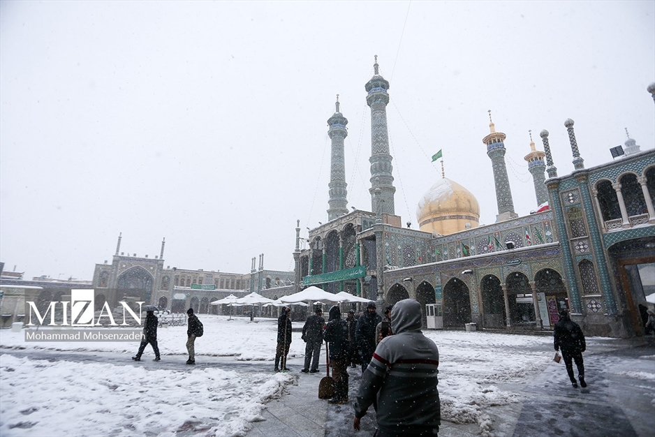 بارش اولین برف زمستانی در قم