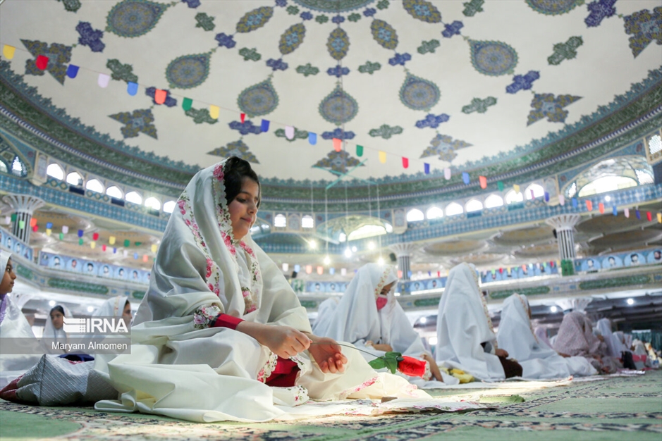 جشن تکلیف ۱۰۰۰ نفری