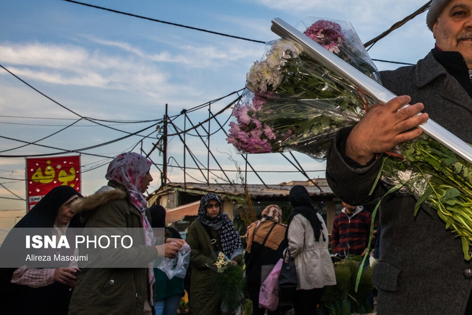 بازار گل محلاتی در آستانه سال نو