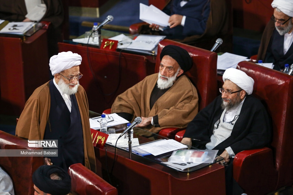 تصاویر تاریخی از آیت الله «محمد امامی کاشانی»