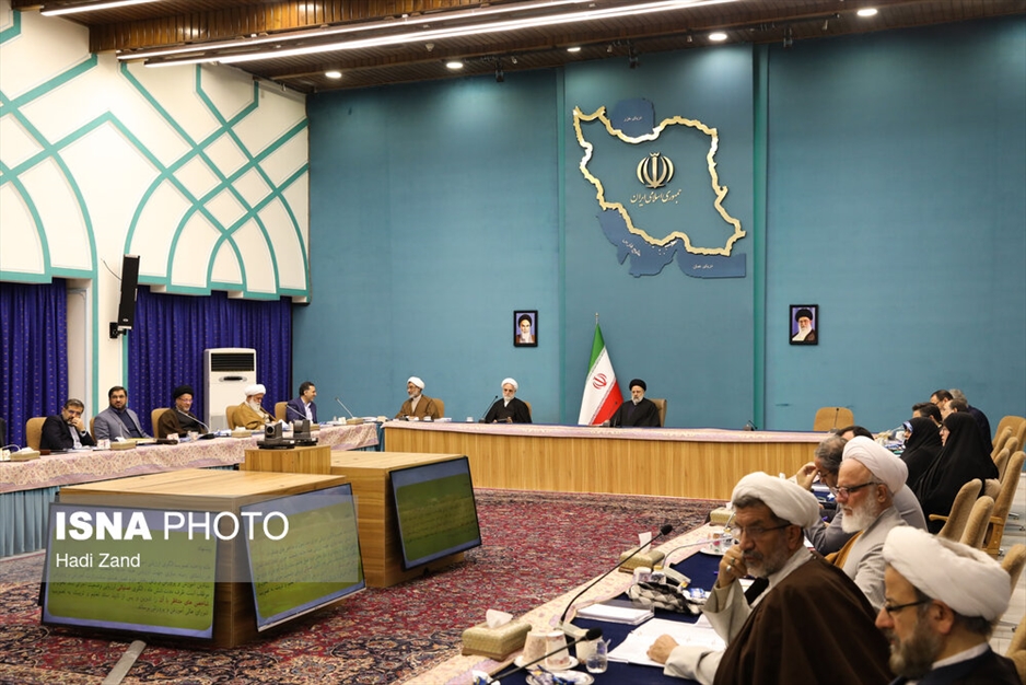 جلسه شورای عالی انقلاب فرهنگی با حضور رییس جمهور