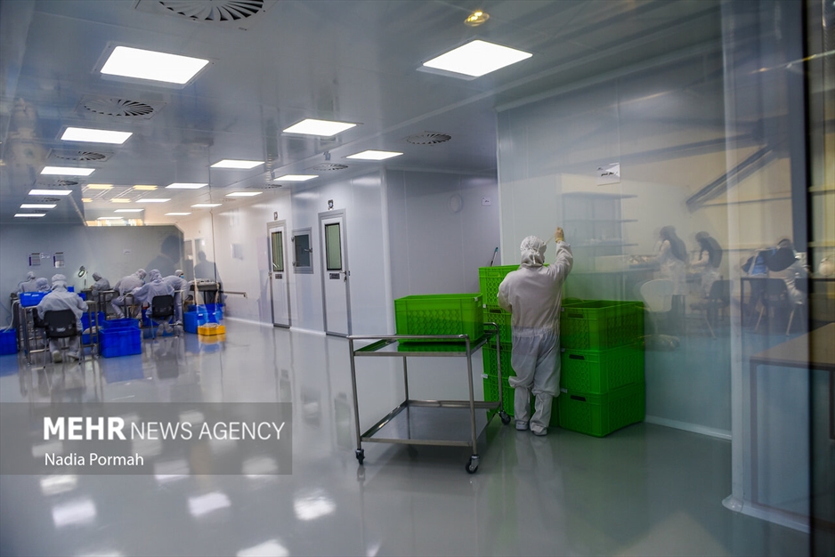 افتتاح شرکت‌های دارویی توسط رئیس سازمان غذا دارو