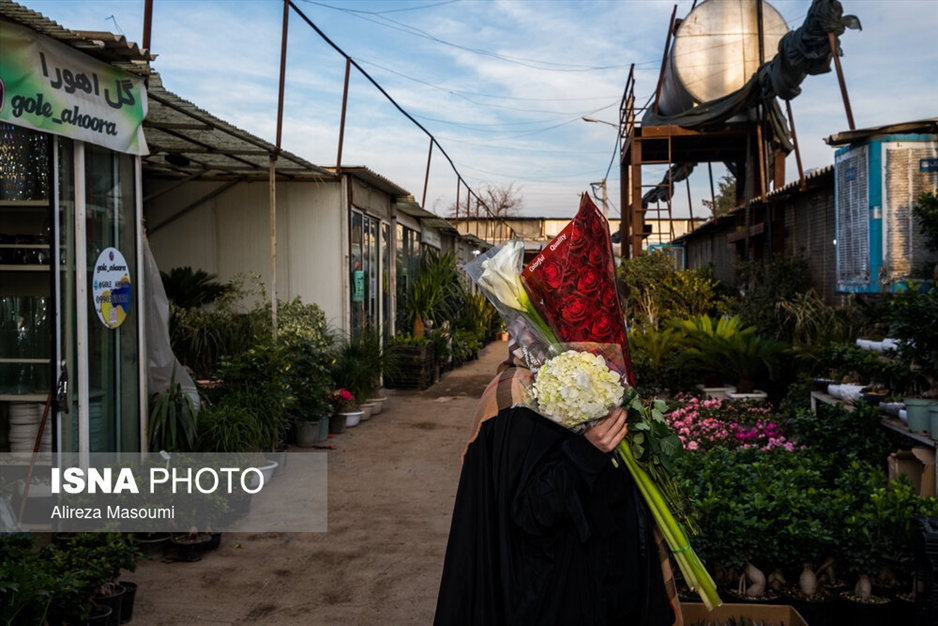 بازار گل محلاتی در آستانه سال نو
