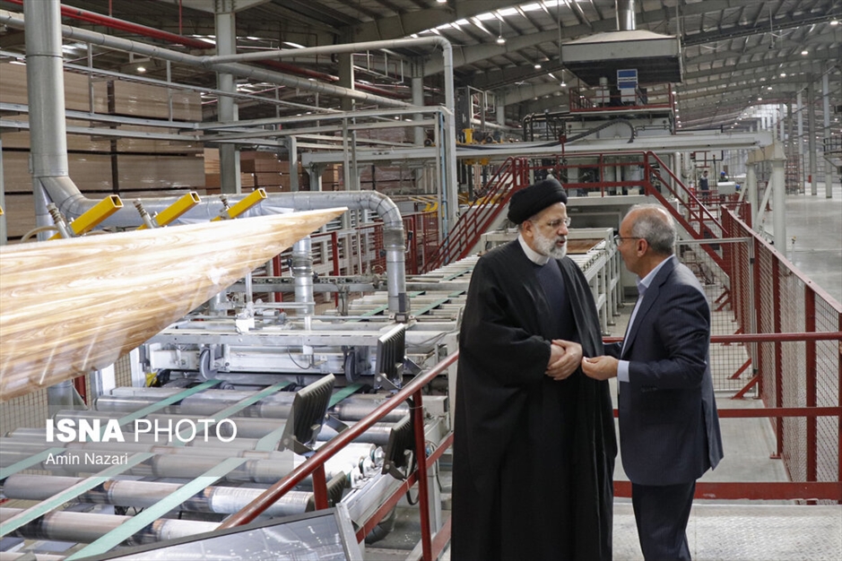 افتتاح پروژه تخته فشرده پاک چوب با حضور رئیس‌جمهور