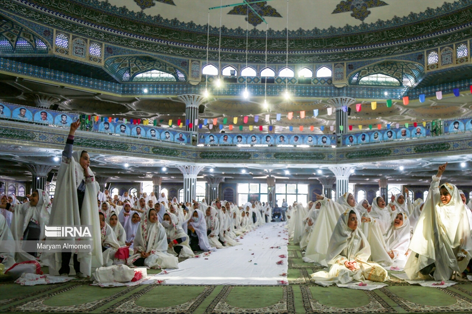 جشن تکلیف ۱۰۰۰ نفری